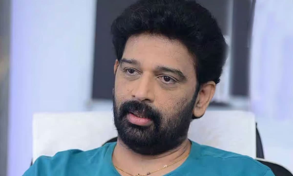 JD Chakravarthy's Bold Take on Hero Dupes and Face Swaps Sparks Industry Debate