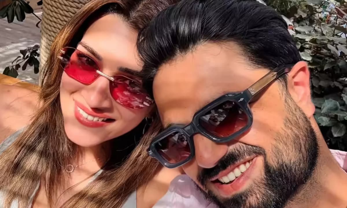 Kriti Sanon's Romance Goes Public: Nine-Year Age Gap Sparks Industry Chatter