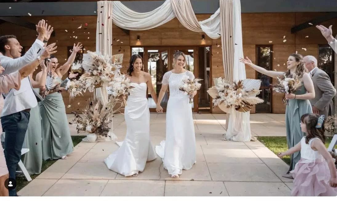 Jones-Cleary Wedding Marks New Era in Cross-Border Women's Cricket Romance