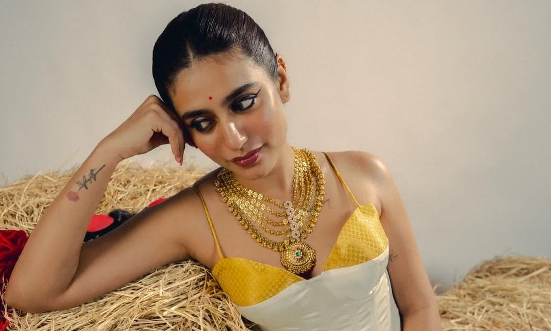 Priya Prakash Varrier's Traditional Avatar Sets Social Media Ablaze