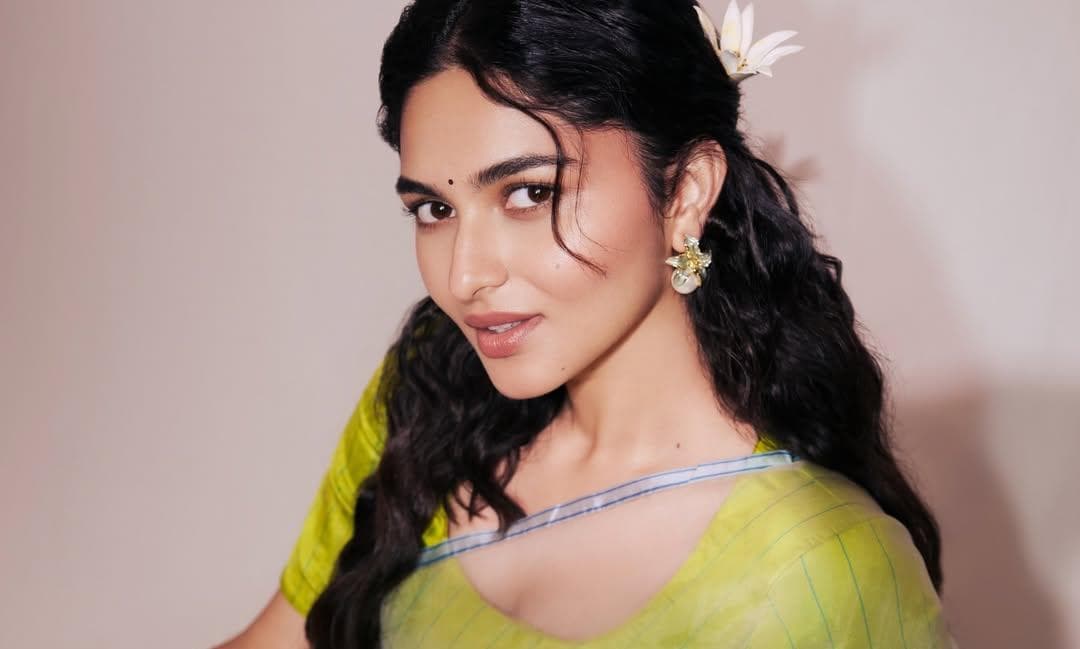 Kayadu Lohar's Traditional Photoshoot Goes Viral, Cementing Her Post-Dragon Stardom